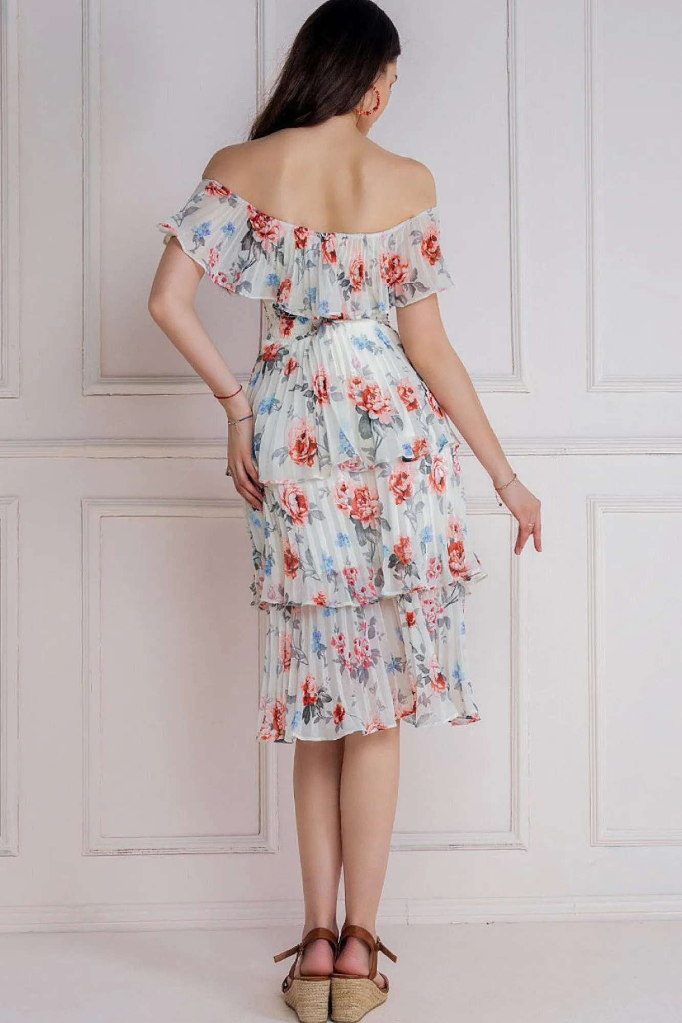 Midi Dresses^* Pleated Bodice Chiffon Tiered Midi Dress Cream