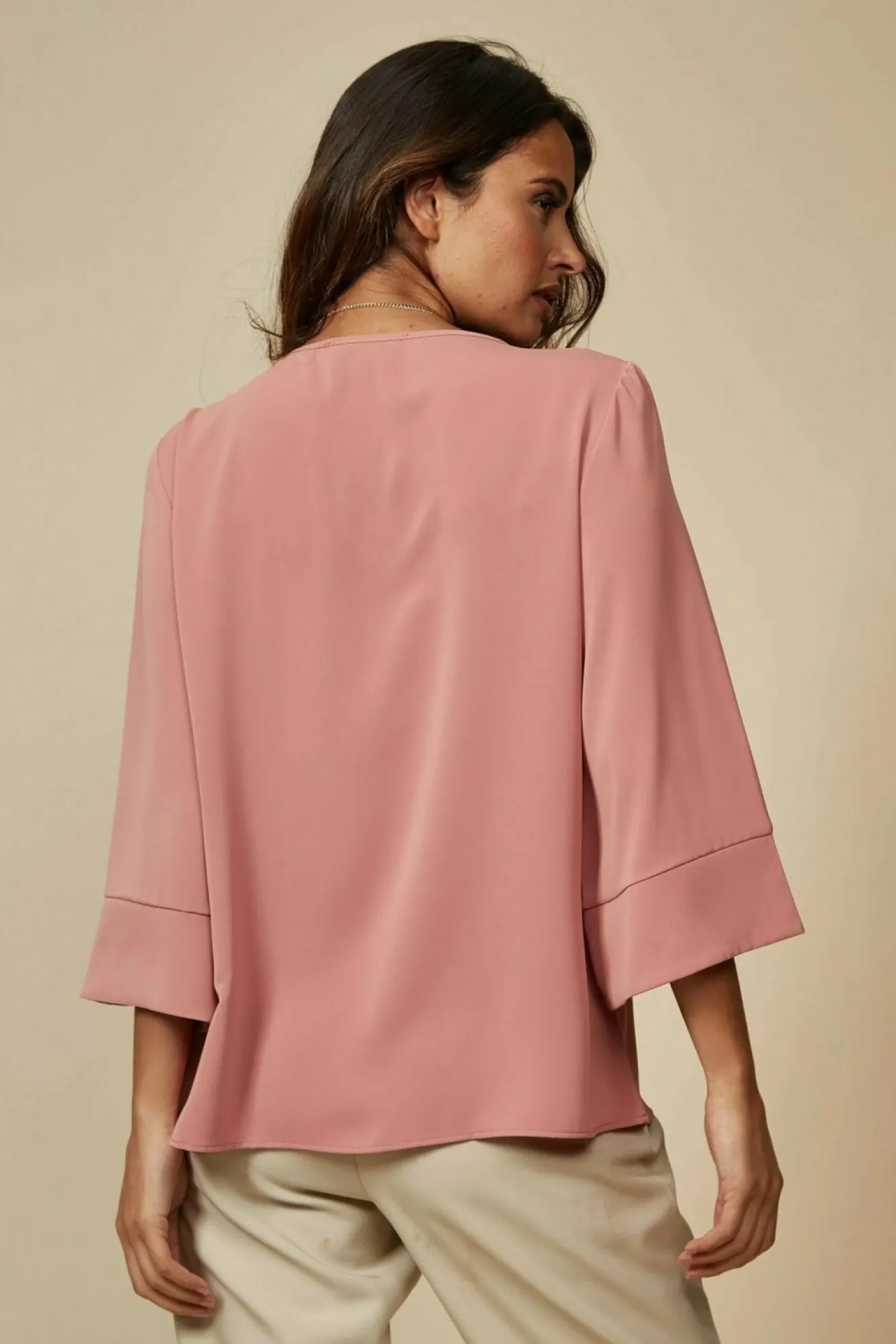 Blouses^Hoxton Gal Layered Top 3/4 Sleeve With Necklace