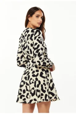 Mini Dresses^Liquorish Animal Print Mini Wrap Dress With Long Sleeves White
