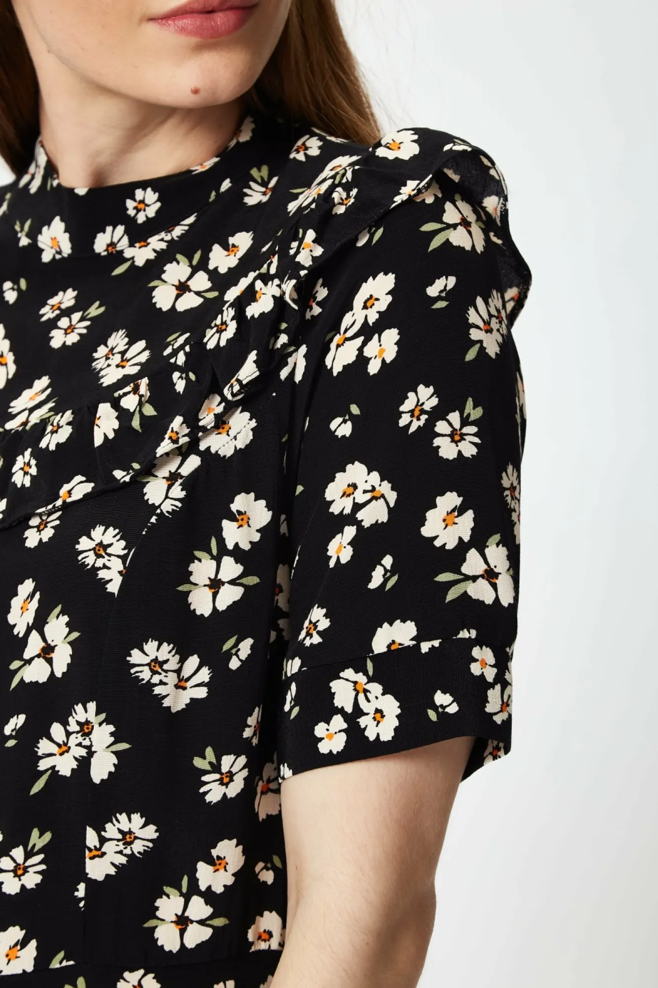 Mini Dresses^Liquorish Black Floral Mini Dress With Frill Details Blackfloral
