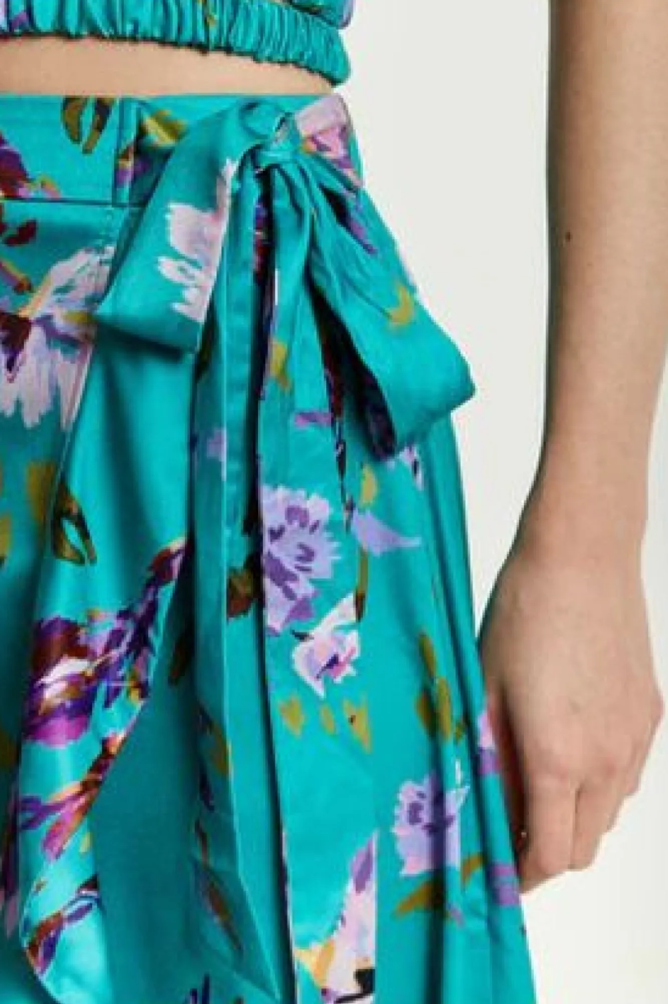 Skirts^Liquorish Floral Print Midi Wrap Skirt Green