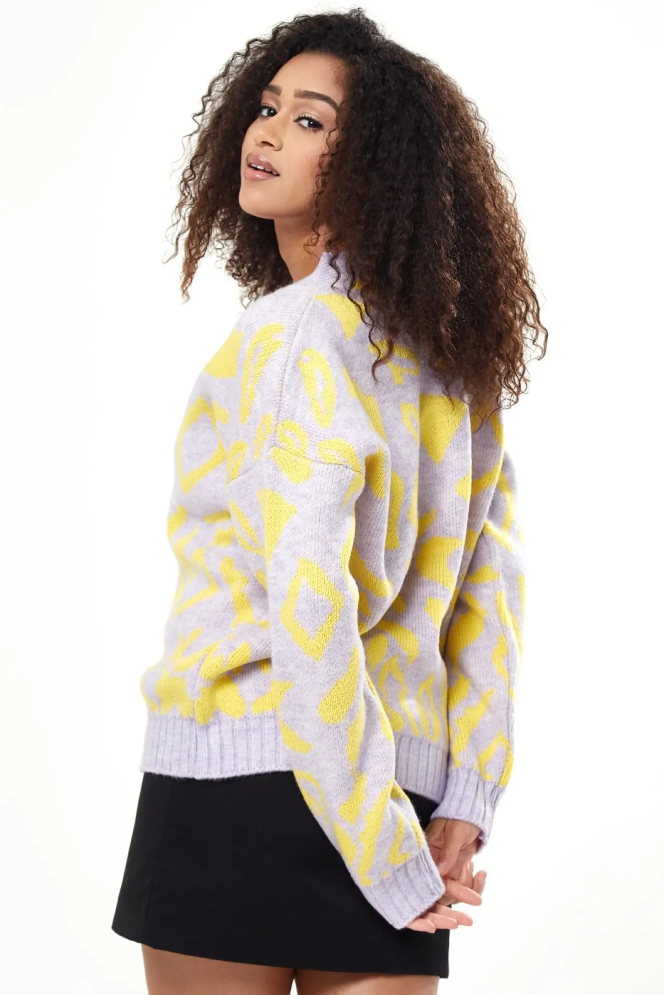 Cardigans^Liquorish Geometric Pattern Cardigan In Yellow And Lilac