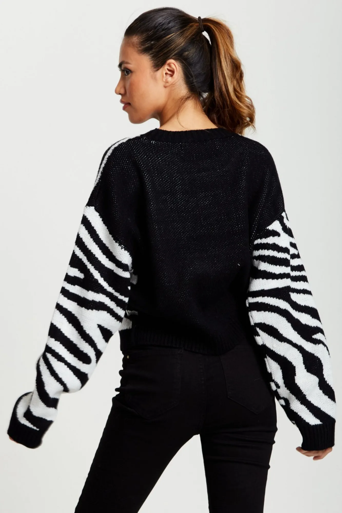 Jumpers^Liquorish Star Jumper In And White Zebra Pattern Black