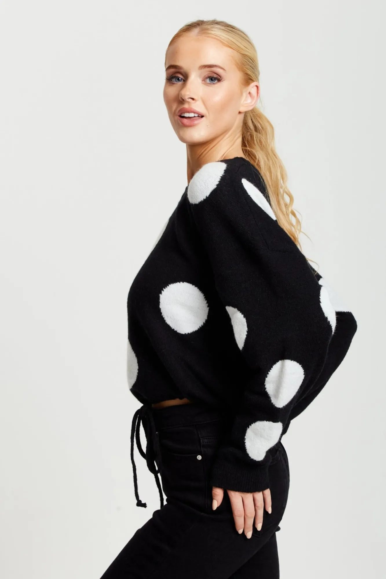 Knitwear^Liquorish White Polka Dot Jumper In Black