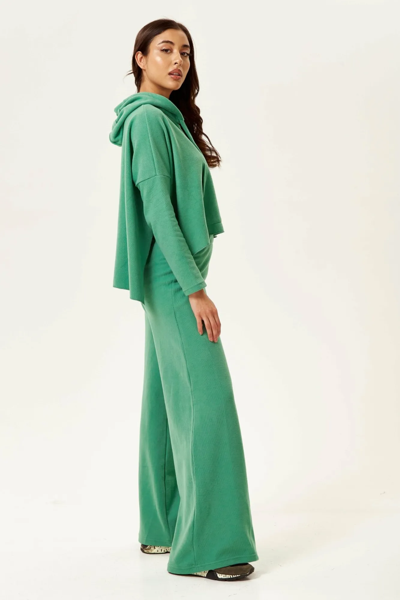 Loungewear & Sleepwear^Liquorish Wide-Leg Tracksuit Pant In Green