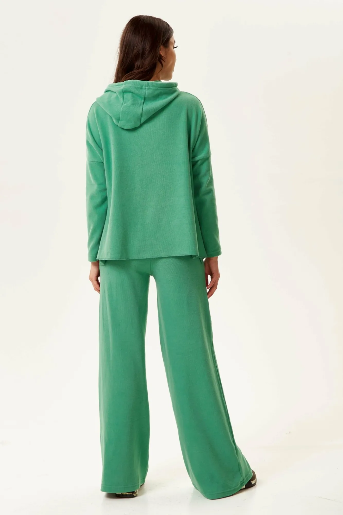 Loungewear & Sleepwear^Liquorish Wide-Leg Tracksuit Pant In Green
